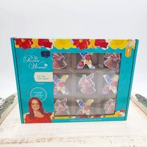 Pioneer Woman  Magnetic Tic Tac Toe Game New